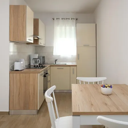 Dani's Place Apartman *