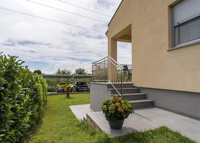 Dani's Place شقة بوريتش